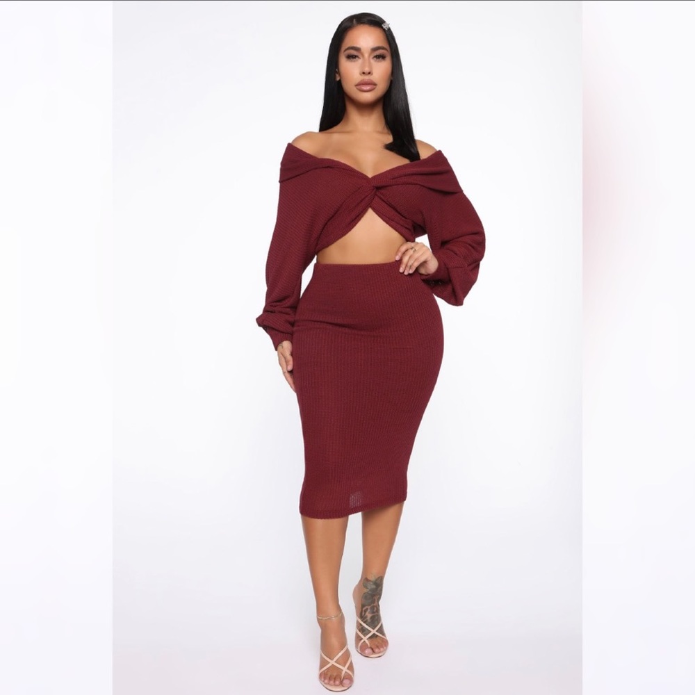 Cropped Sweater skirt Set